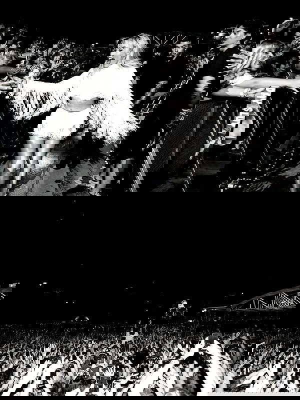 sabrinacarpenter sabrinacarpenter archive image