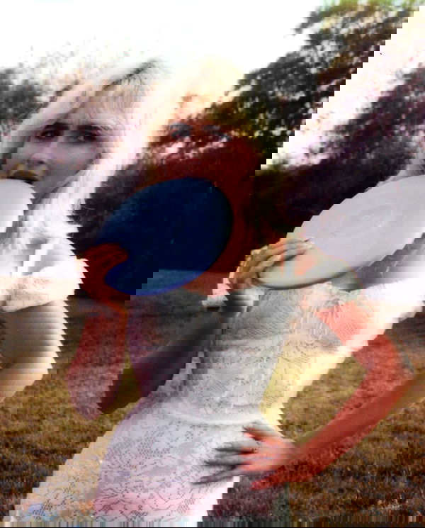 sabrinacarpenter sabrinacarpenter archive image