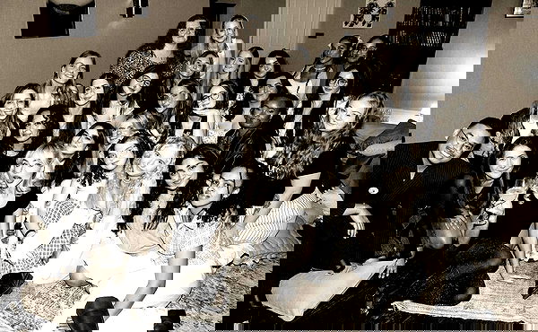 sabrinacarpenter sabrinacarpenter archive image