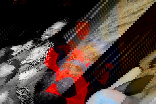 sabrinacarpenter sabrinacarpenter archive image