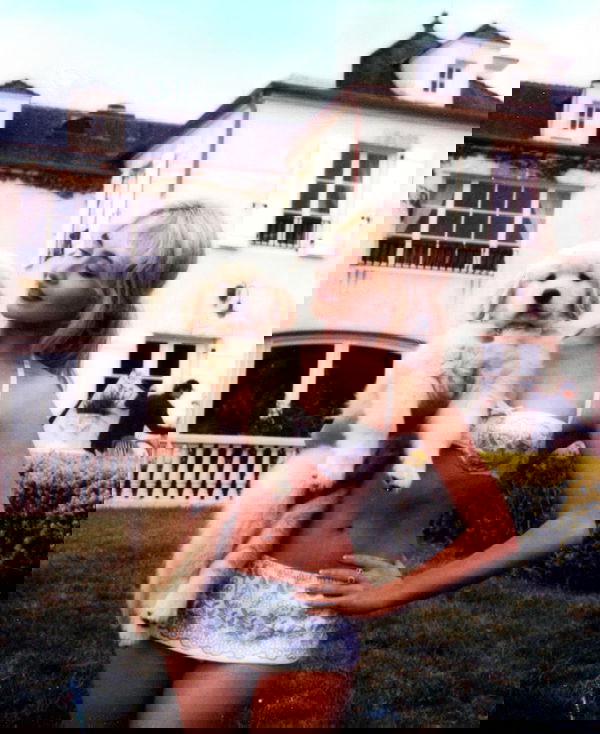 sabrinacarpenter sabrinacarpenter archive image