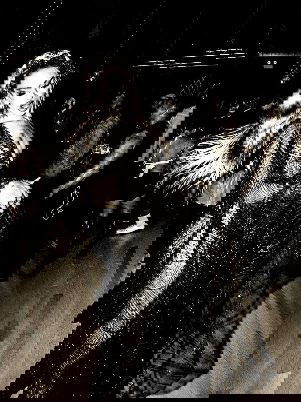 sabrinacarpenter sabrinacarpenter archive image