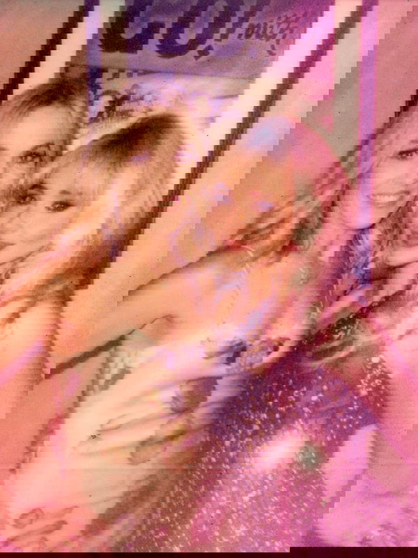 sabrinacarpenter sabrinacarpenter archive image