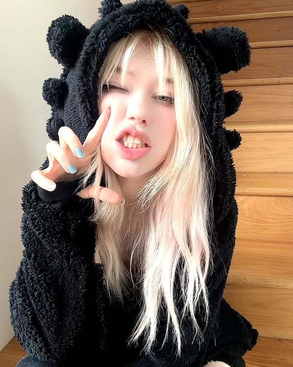 saekkico instagram image archive image