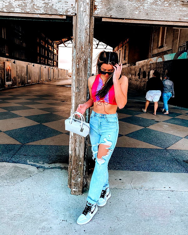 sam.circs instagram image archive image