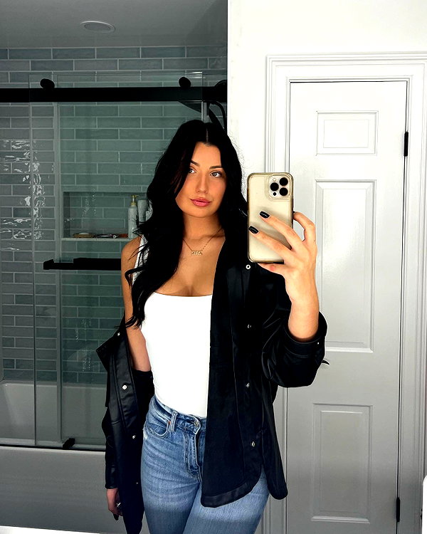 sam.circs instagram image archive image