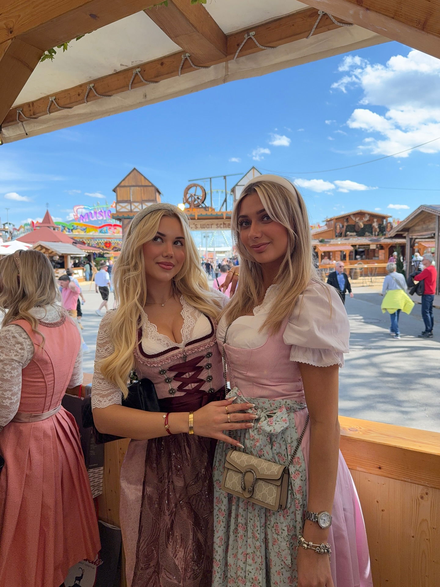 samantra_official instagram image archive image