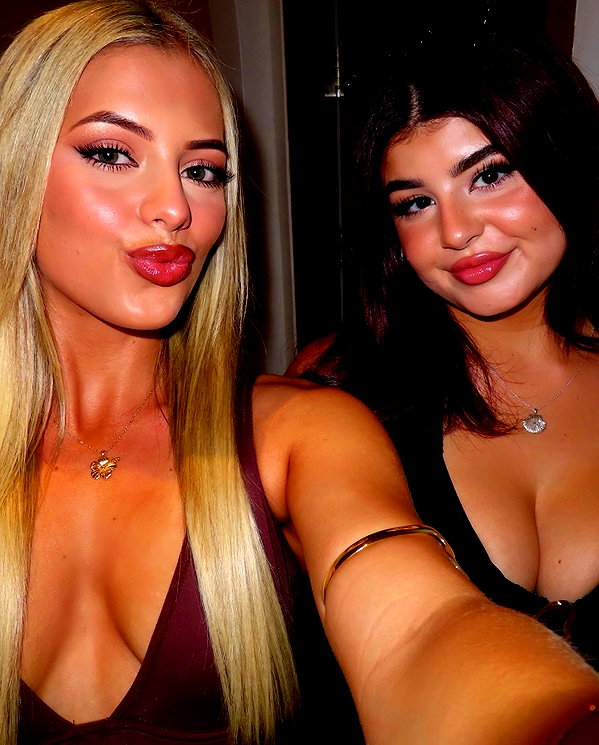 sandrineburgess instagram image archive image