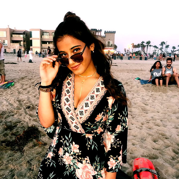 sarasaffari__ instagram image archive image