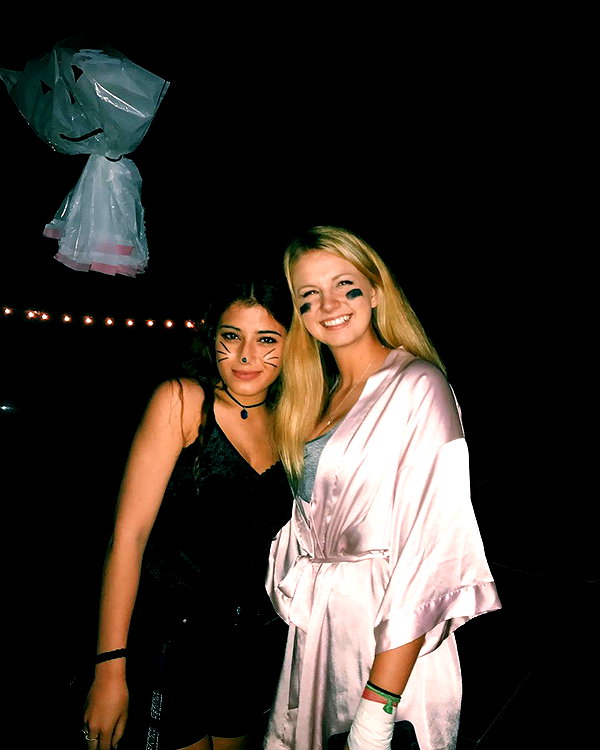 sarasaffari__ instagram image archive image