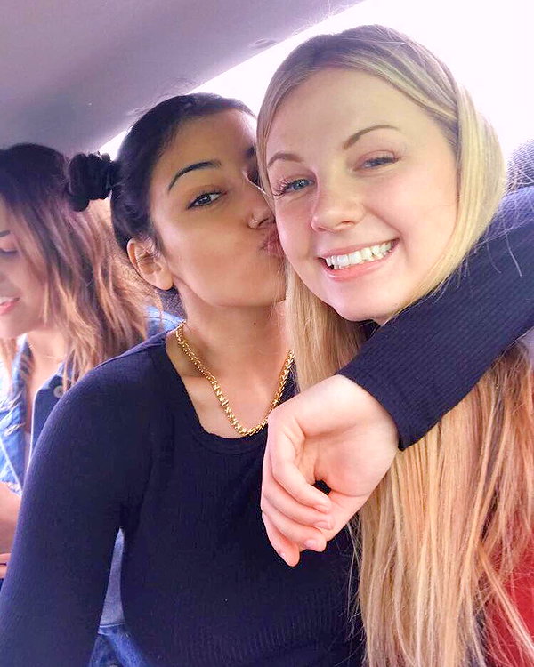 sarasaffari__ instagram image archive image