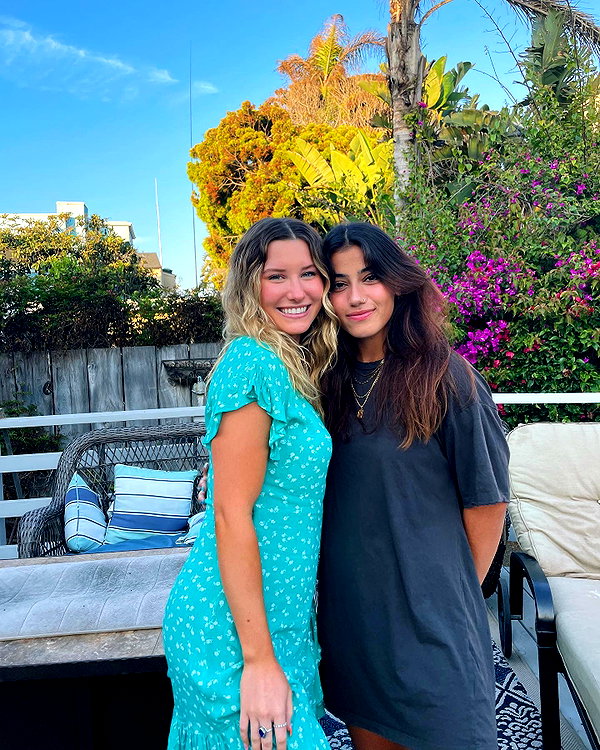 sarasaffari__ instagram image archive image