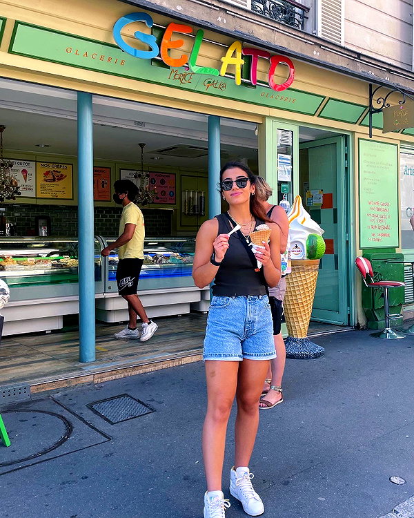 sarasaffari__ instagram image archive image