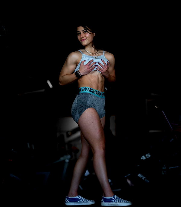 sarasaffari__ instagram image archive image