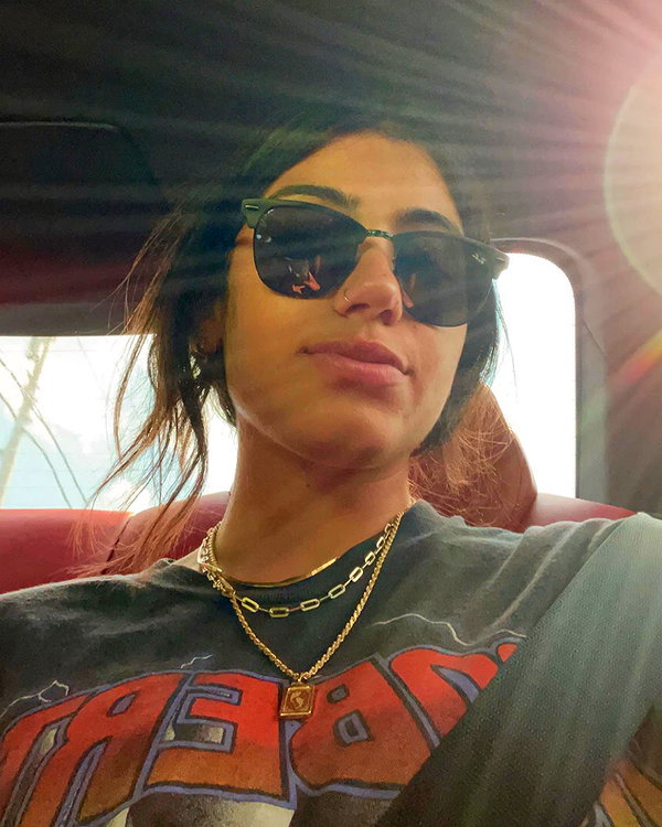 sarasaffari__ instagram image archive image