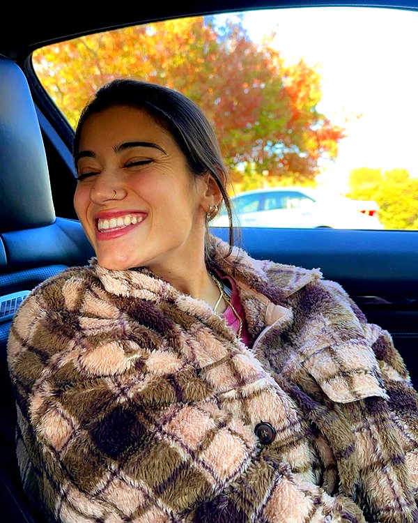 sarasaffari__ instagram image archive image