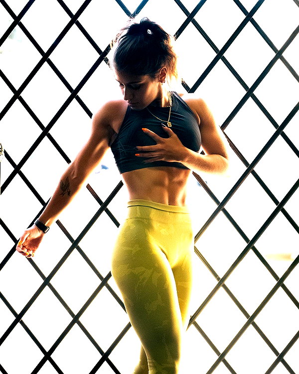 sarasaffari__ instagram image archive image