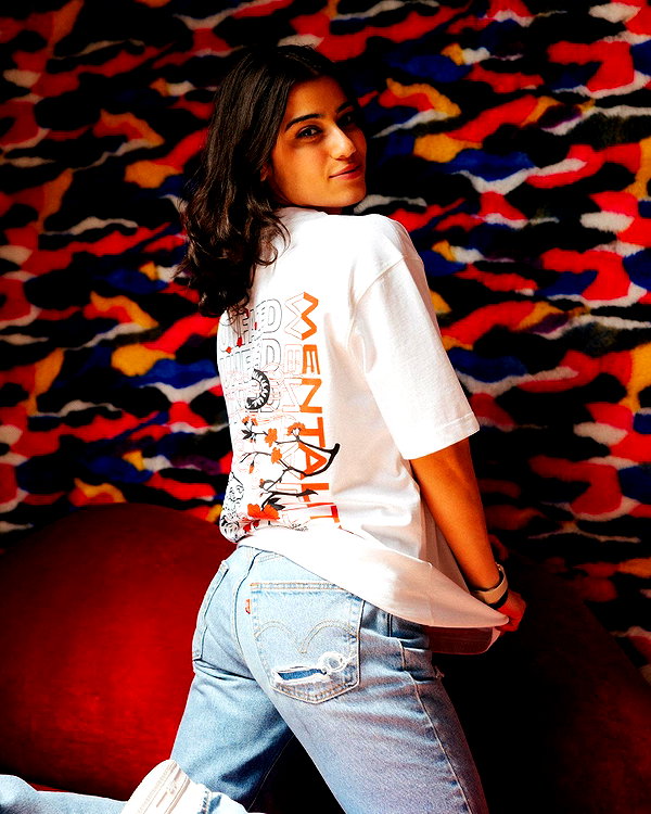 sarasaffari__ instagram image archive image