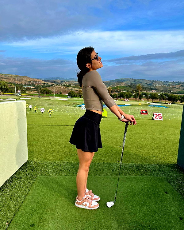 sarasaffari__ instagram image archive image