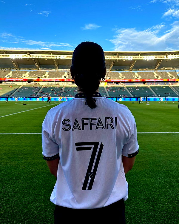 sarasaffari__ instagram image archive image