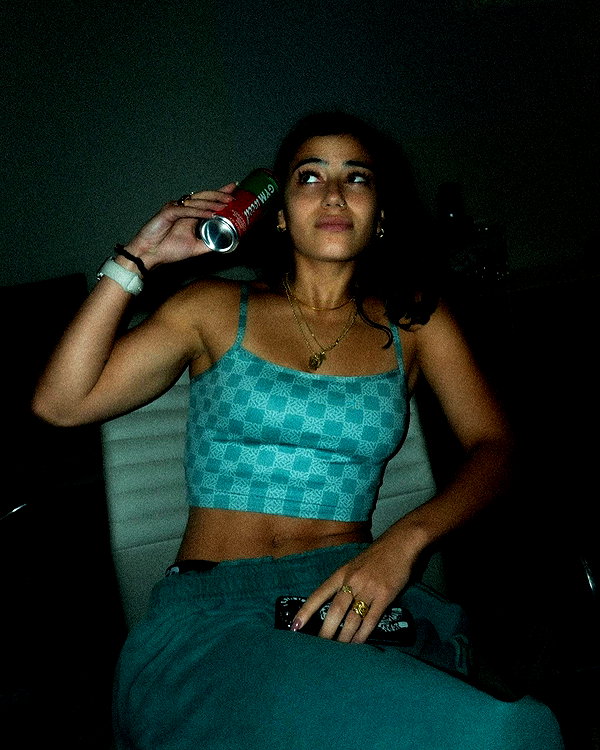 sarasaffari__ instagram image archive image