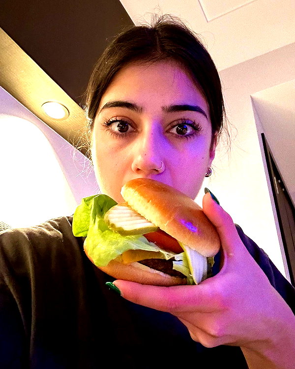 sarasaffari__ instagram image archive image