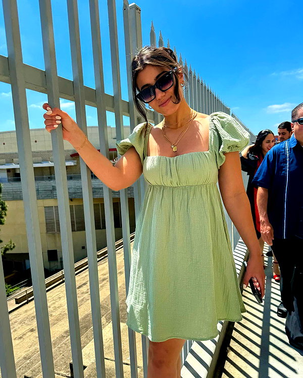 sarasaffari__ instagram image archive image