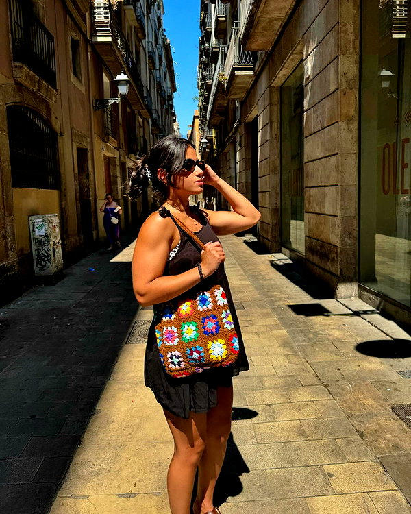 sarasaffari__ instagram image archive image