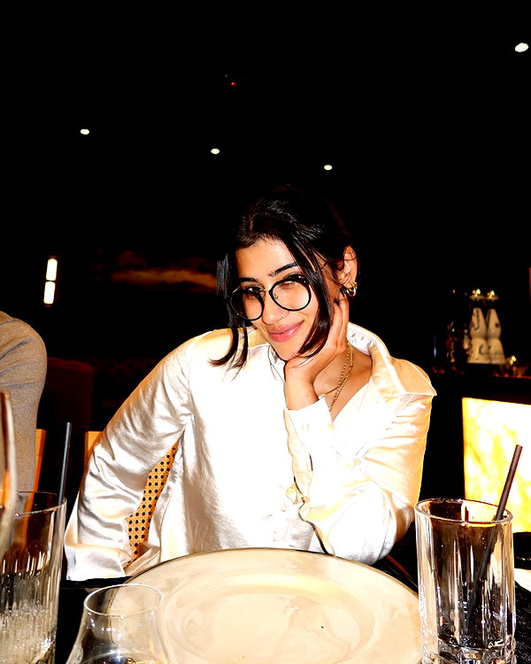 sarasaffari__ instagram image archive image