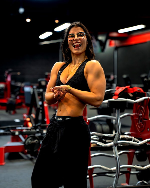 sarasaffari__ instagram image archive image