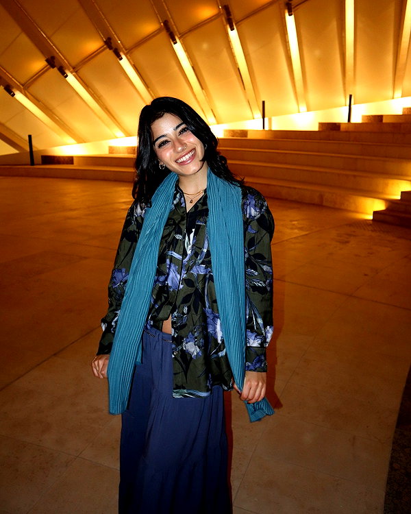 sarasaffari__ instagram image archive image