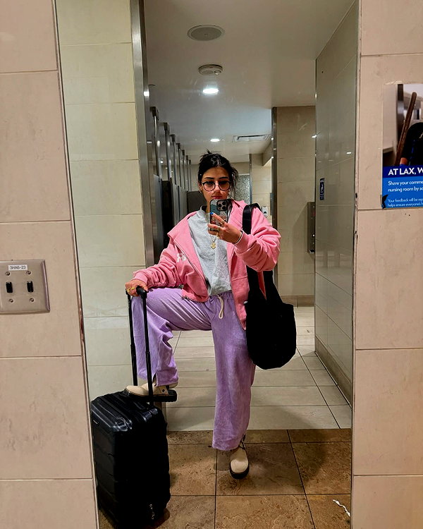 sarasaffari__ instagram image archive image