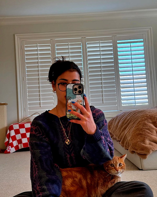 sarasaffari__ instagram image archive image