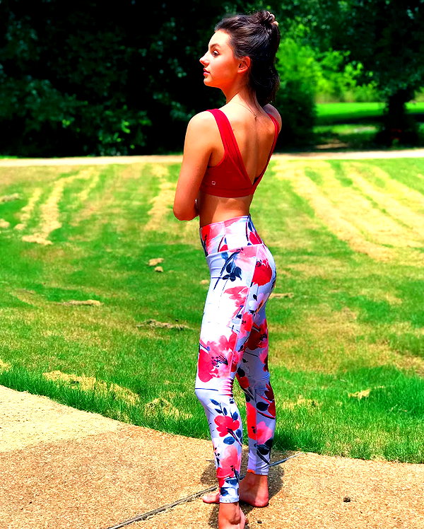 savannahraedemers instagram image archive image
