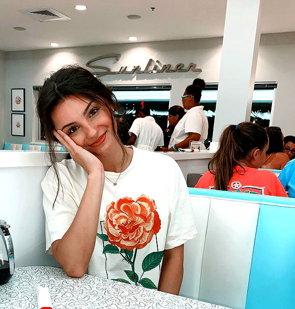 savannahraedemers instagram image archive image