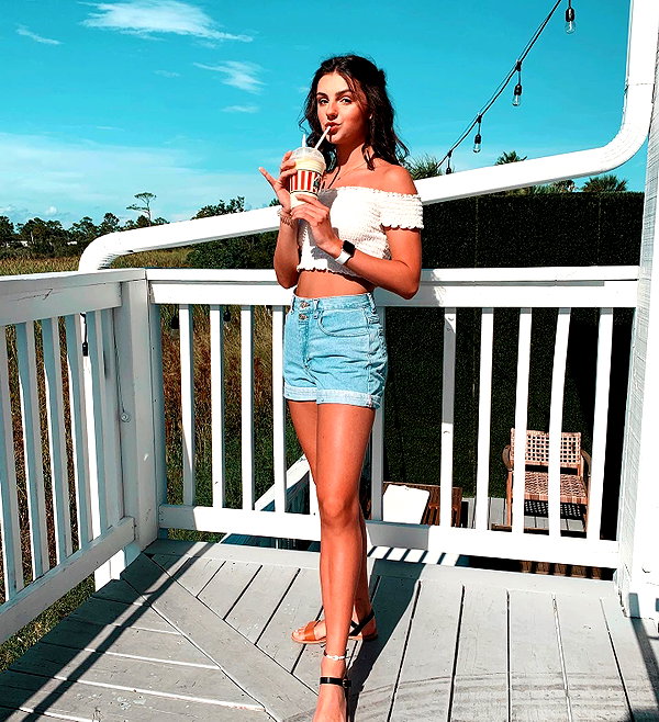savannahraedemers instagram image archive image