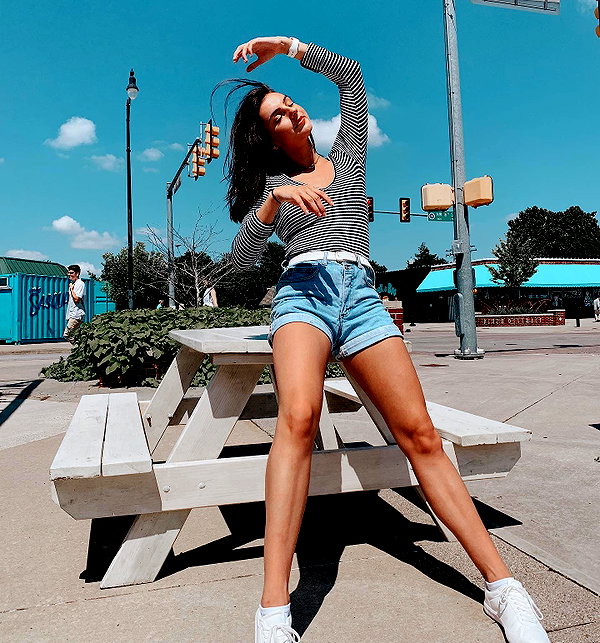 savannahraedemers instagram image archive image