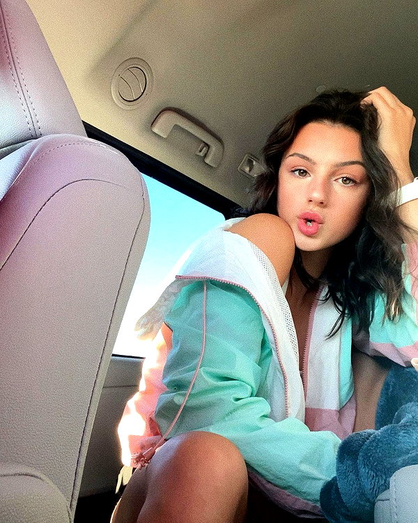 savannahraedemers instagram image archive image