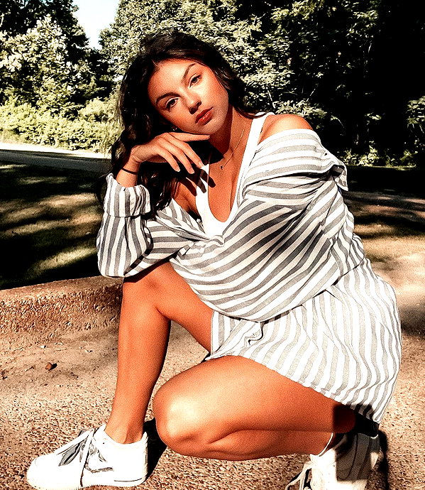 savannahraedemers instagram image archive image