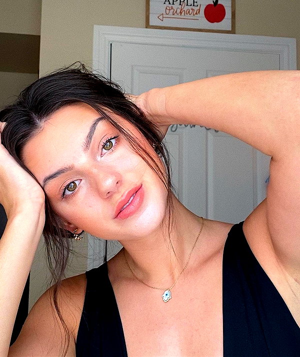 savannahraedemers instagram image archive image