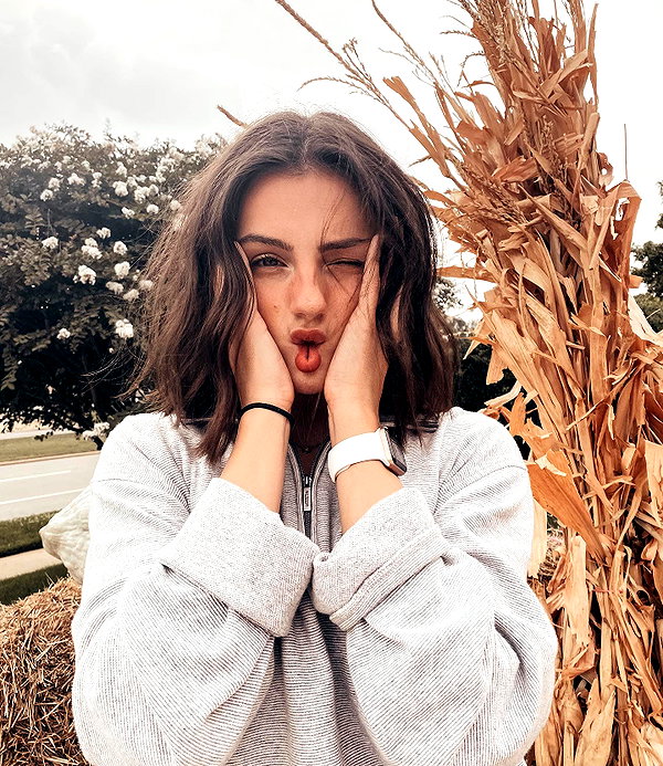 savannahraedemers instagram image archive image