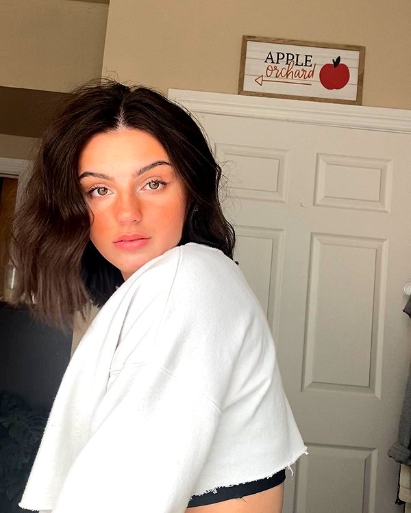 savannahraedemers instagram image archive image