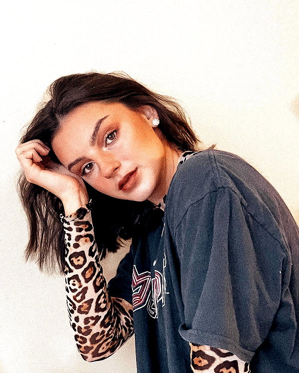 savannahraedemers instagram image archive image