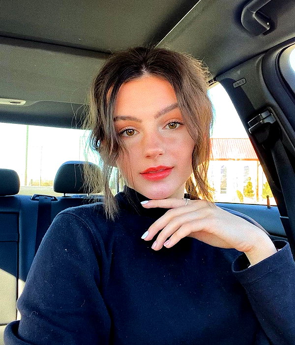 savannahraedemers instagram image archive image