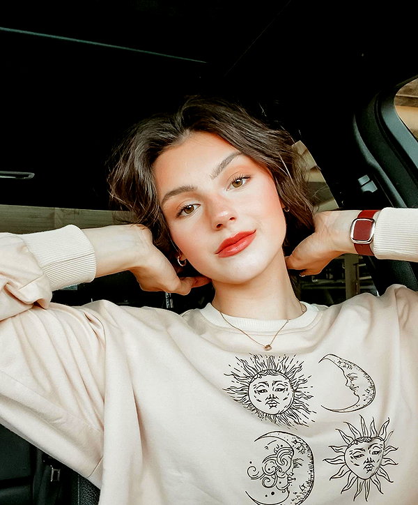 savannahraedemers instagram image archive image