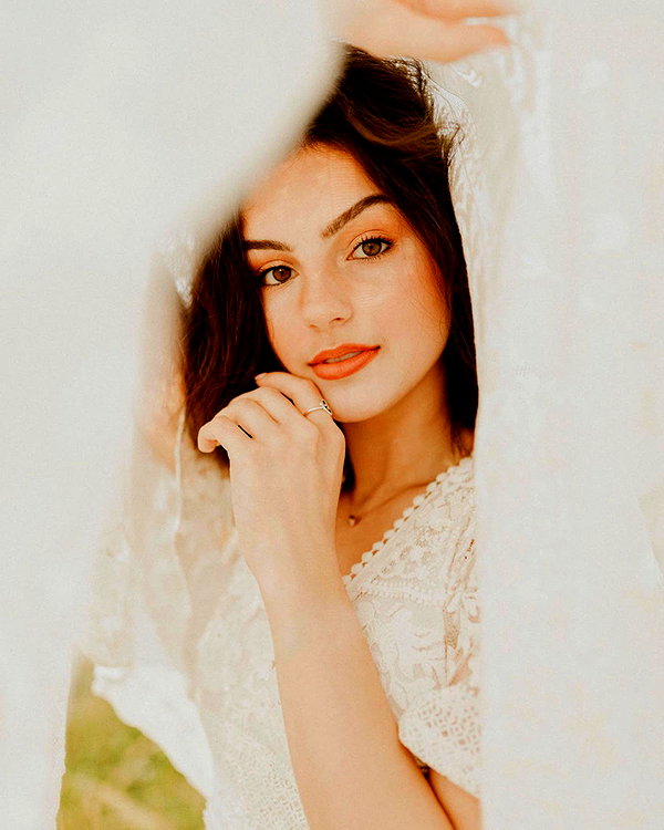 savannahraedemers instagram image archive image