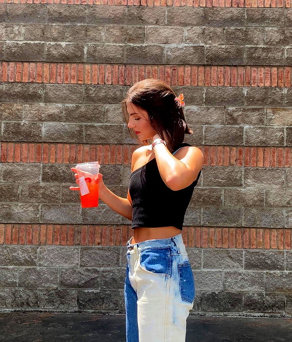 savannahraedemers instagram image archive image