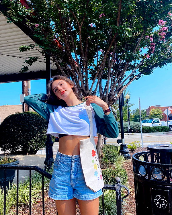 savannahraedemers instagram image archive image