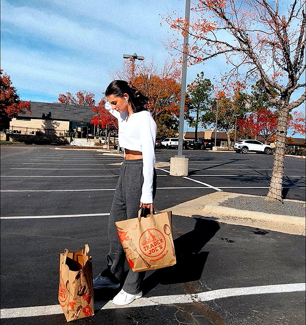 savannahraedemers instagram image archive image