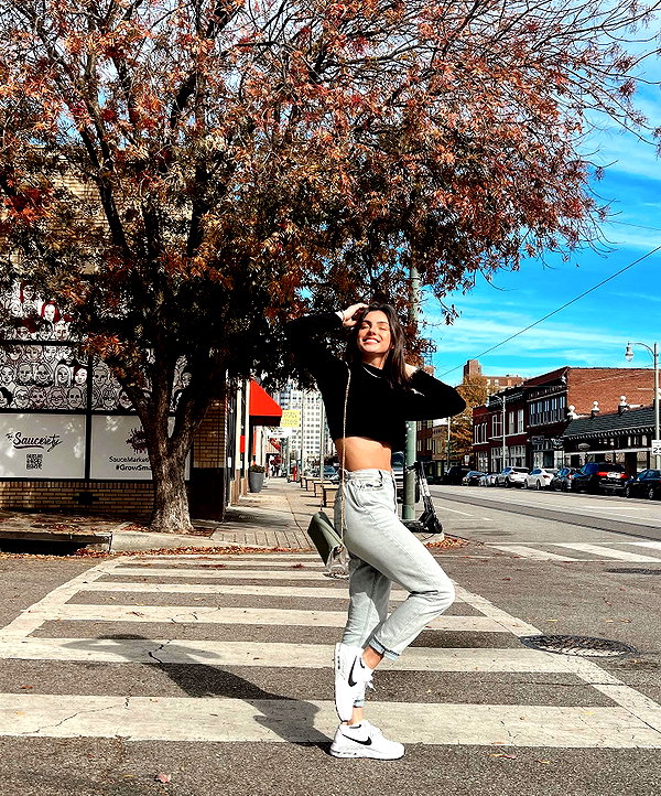 savannahraedemers instagram image archive image